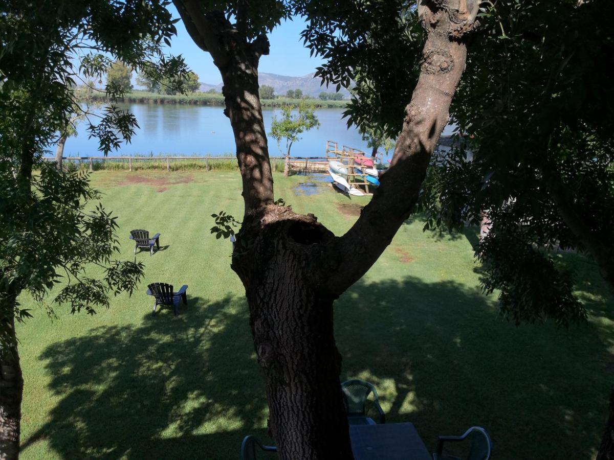 Magia Sul Lago Di Fondi モンテ・サン・ビアージョ エクステリア 写真