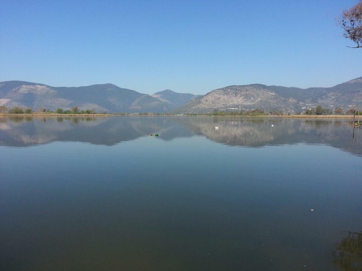 Magia Sul Lago Di Fondi モンテ・サン・ビアージョ エクステリア 写真