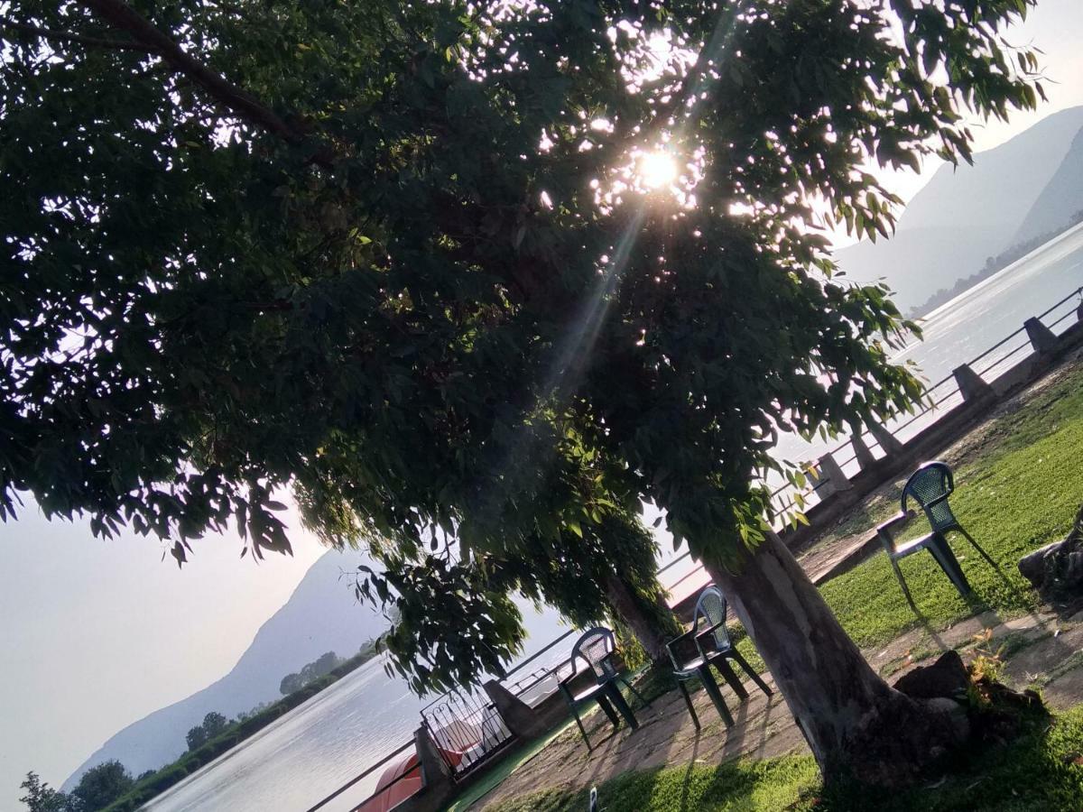 Magia Sul Lago Di Fondi モンテ・サン・ビアージョ エクステリア 写真